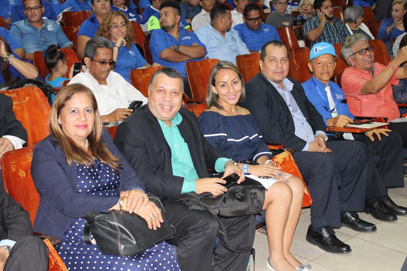 Universidad Autónoma de Chiriquí | Debate a rector realizado Elsa ...