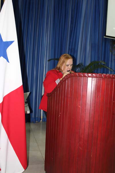Universidad Autónoma de Chiriquí | Debate a rector realizado Elsa ...