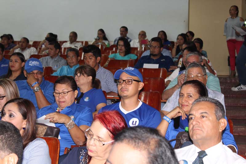 Universidad Autónoma de Chiriquí | Debate a rector realizado Elsa ...