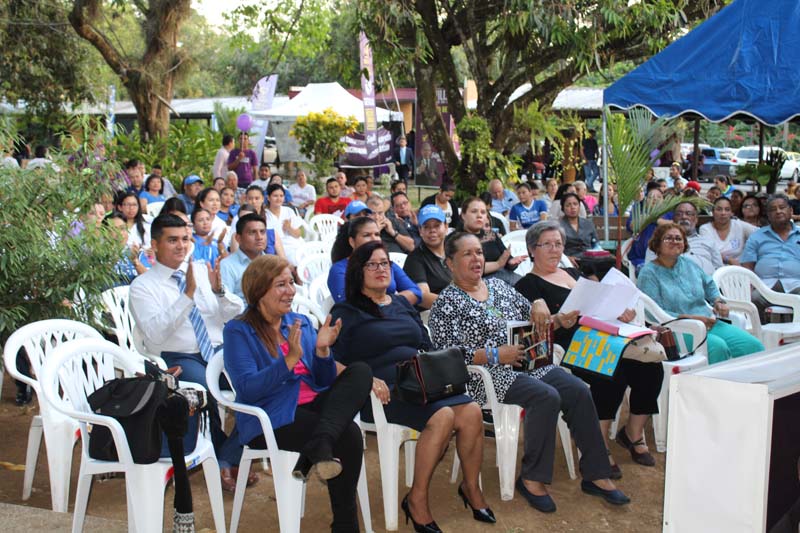 Universidad Autónoma de Chiriquí | Debate a rector realizado Elsa ...