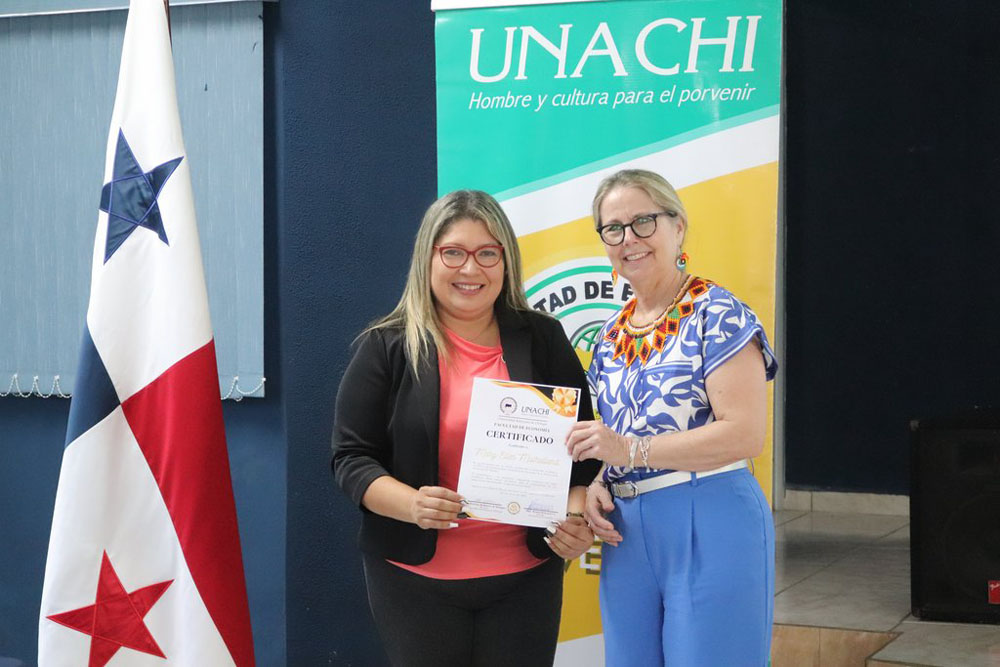 UNACHI y Massachusetts Maritime Academy realizan conversatorio