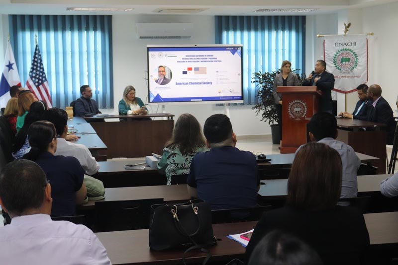 La Universidad Autónoma de Chiriquí (UNACHI) y la American Chemical Society (ACS) firman acuerdo transformativo