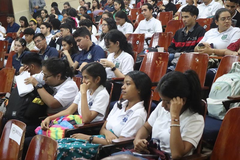 La Universidad Autónoma de Chiriquí (UNACHI) y la American Chemical Society (ACS) firman acuerdo transformativo